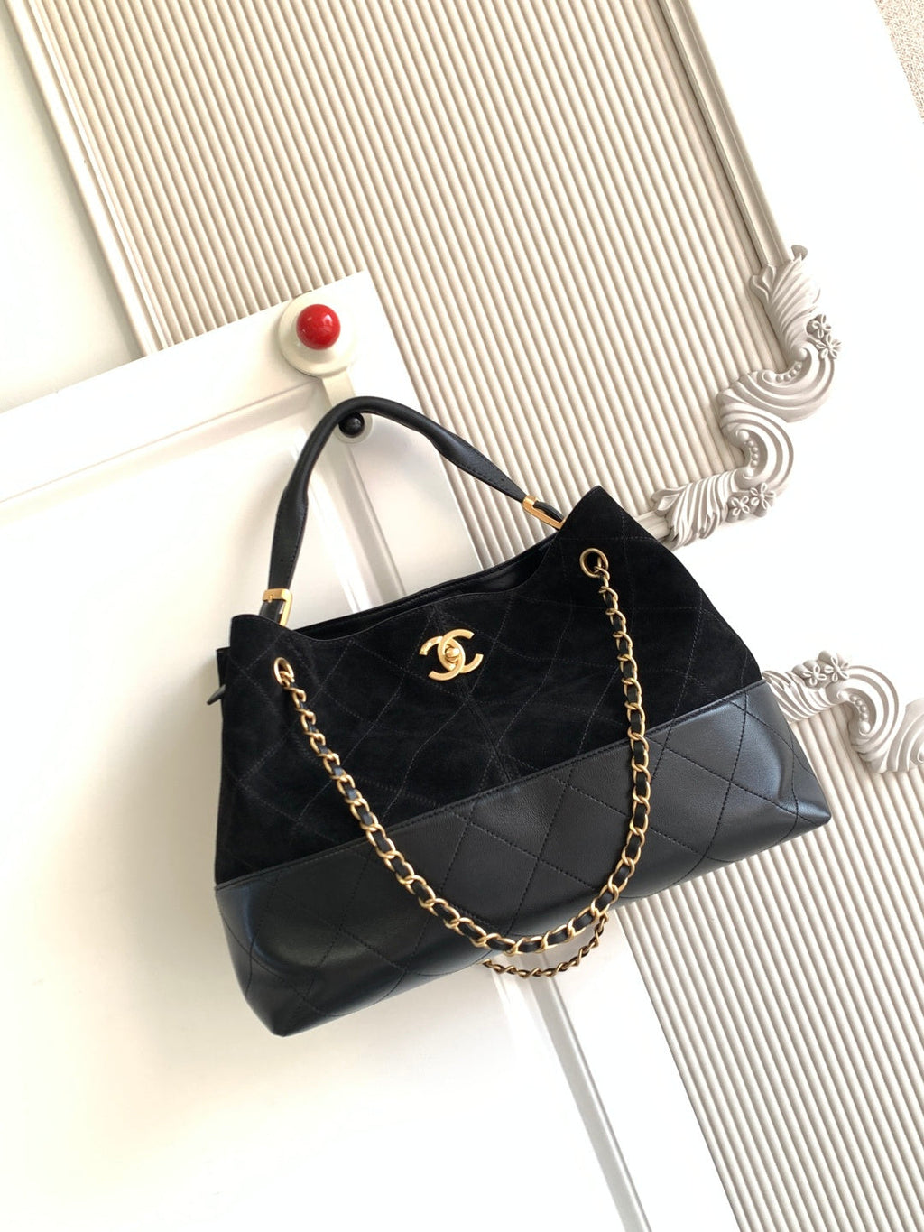 Ch*nel 2026 Stitched Shopping Bag Suede Calfskin