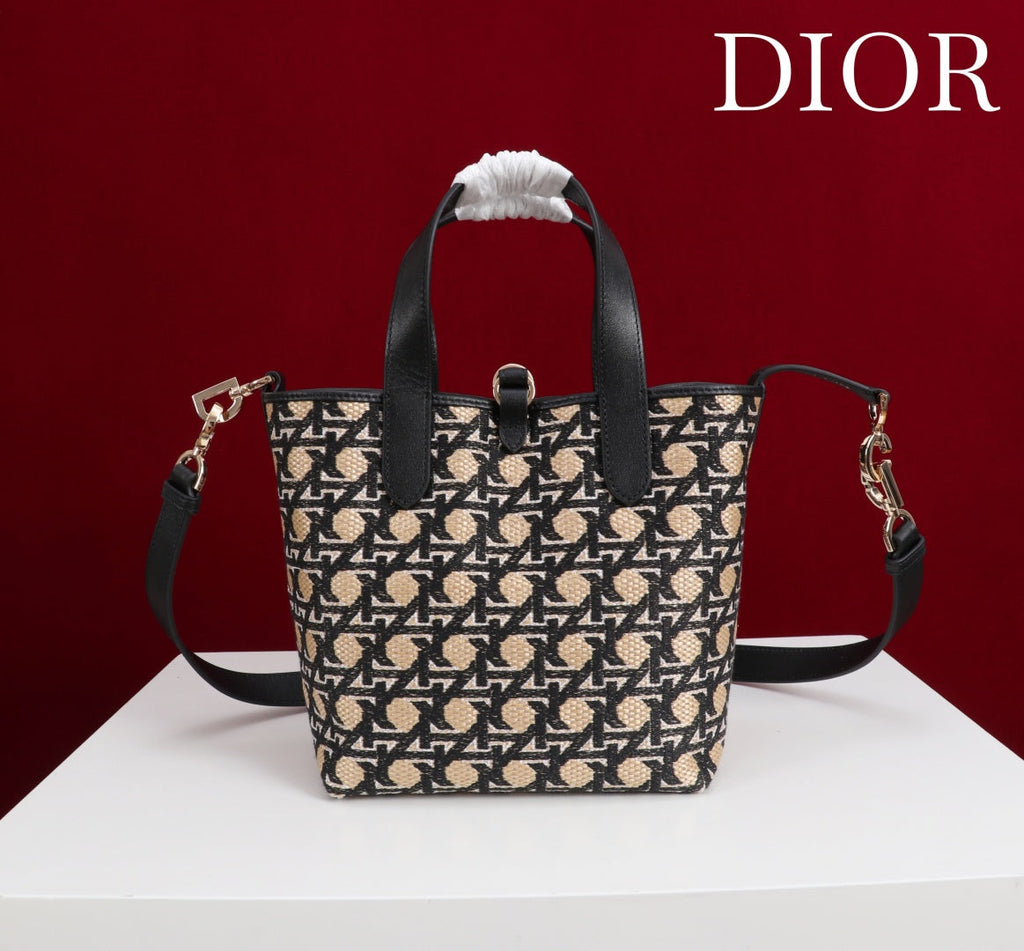 C*D Toujours Vertical Small Bag 19Diamond Black Beige Leather