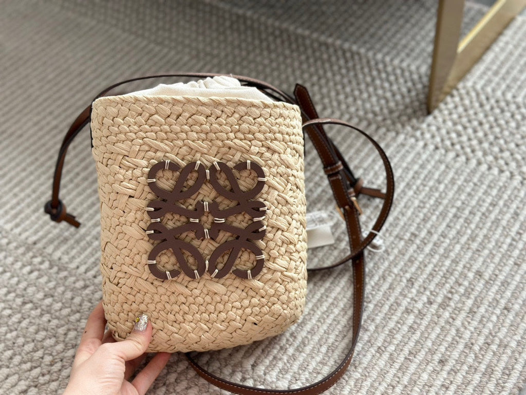 L*E  ANAGRAM 18 SQUARE POCKET IN IRACA PALM
