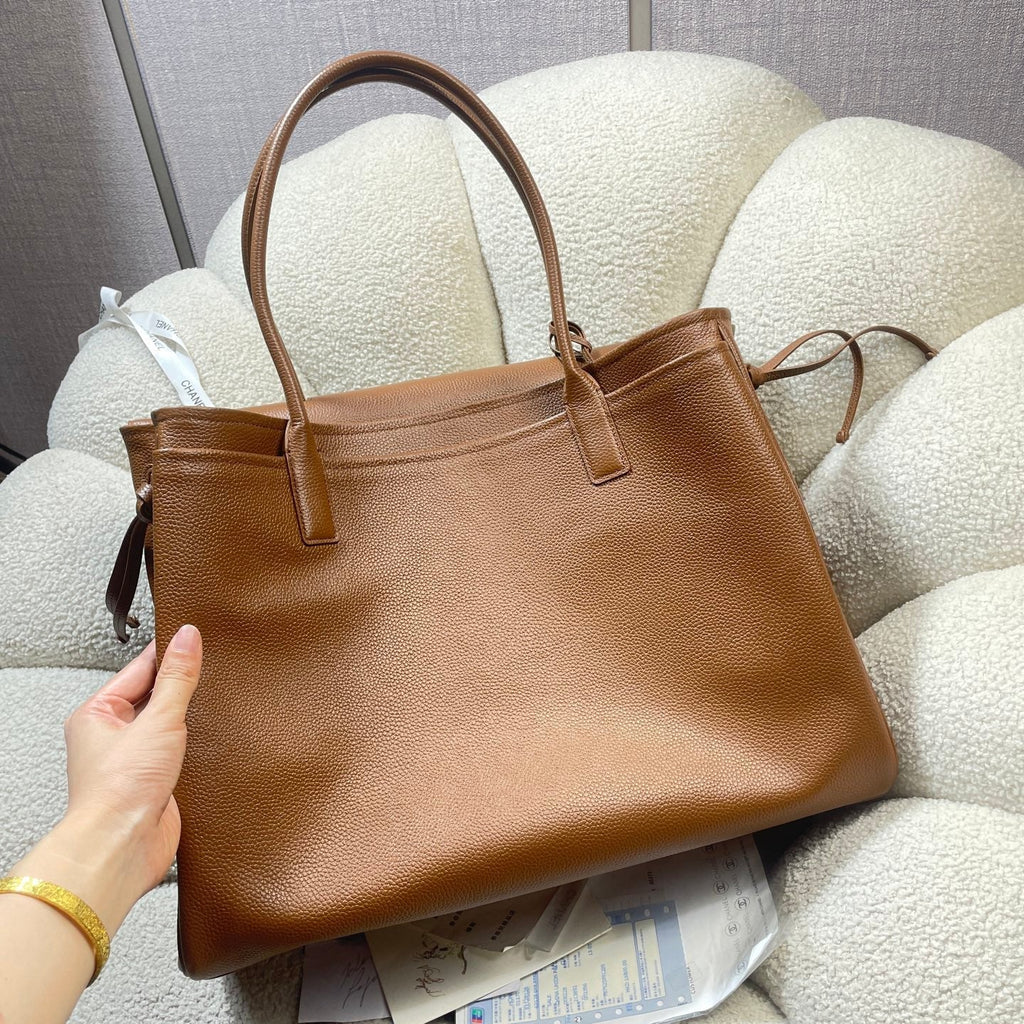 C*C 26s Tote Bag Grained Calfskin