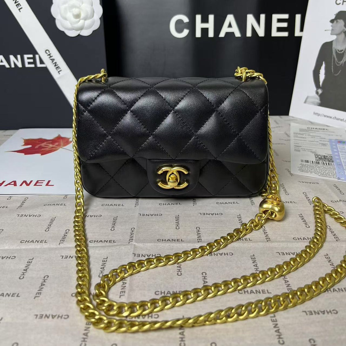 25C Flap Lambskin Heart Hardware