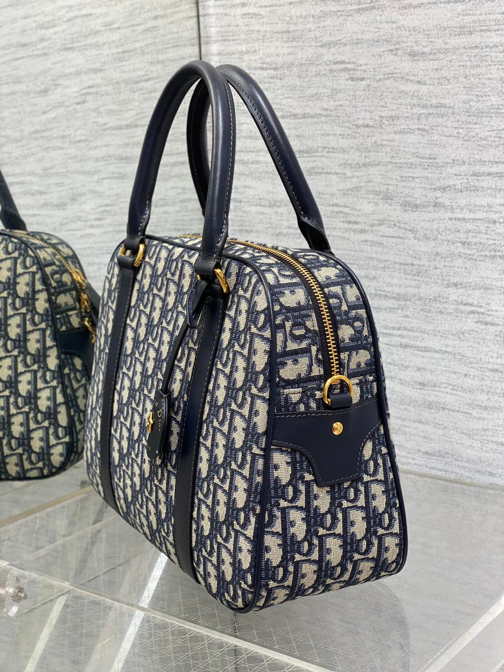 C*D D-Vibe bowling bag 31 blue obliaue fabric