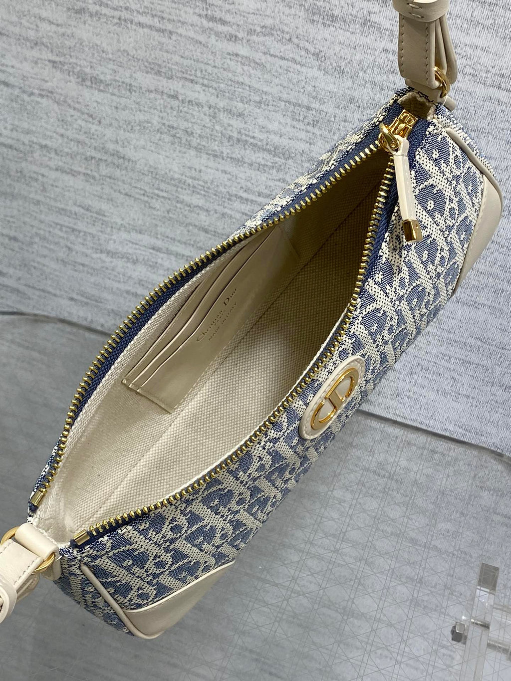 C*D Cigale mini bag 26 blue raffia-effect fabric