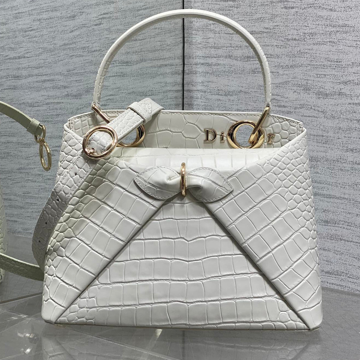D*or 2025 Crocodile Pattern Bag Leather