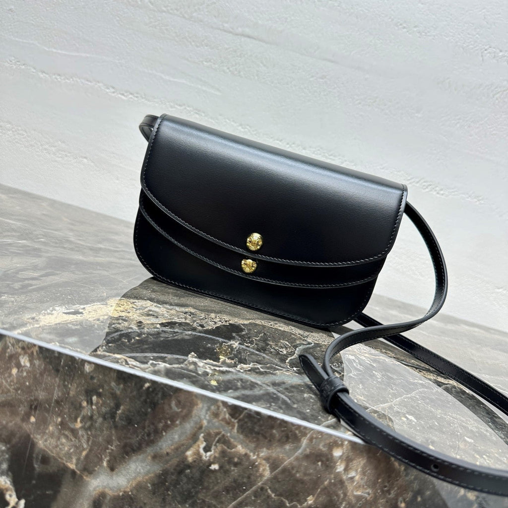 C*lin Duo Wallet On Strap Triomphe Black Calfskin