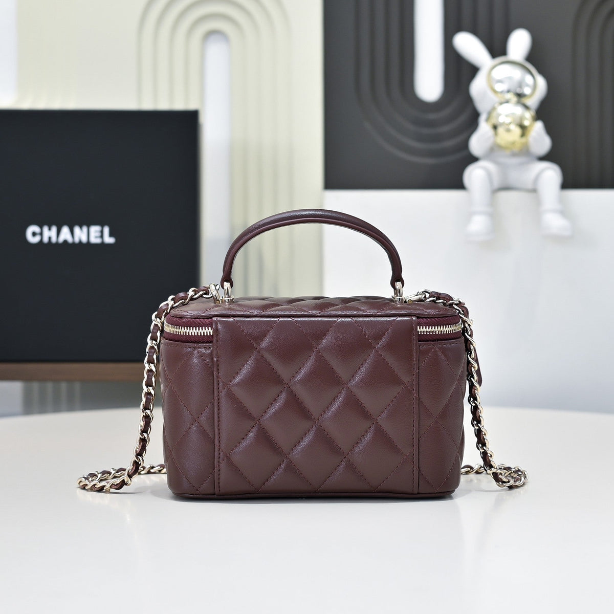 C*C 26s Vanity Case Deep Quilted Lambskin