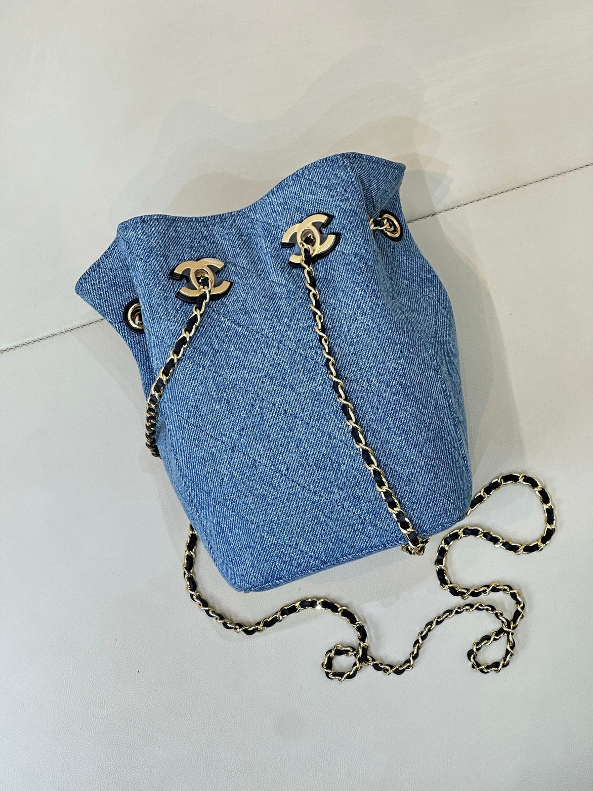 C*C 26s Métiers d'art 2026 Bucket Bag 18CM Blue Denim