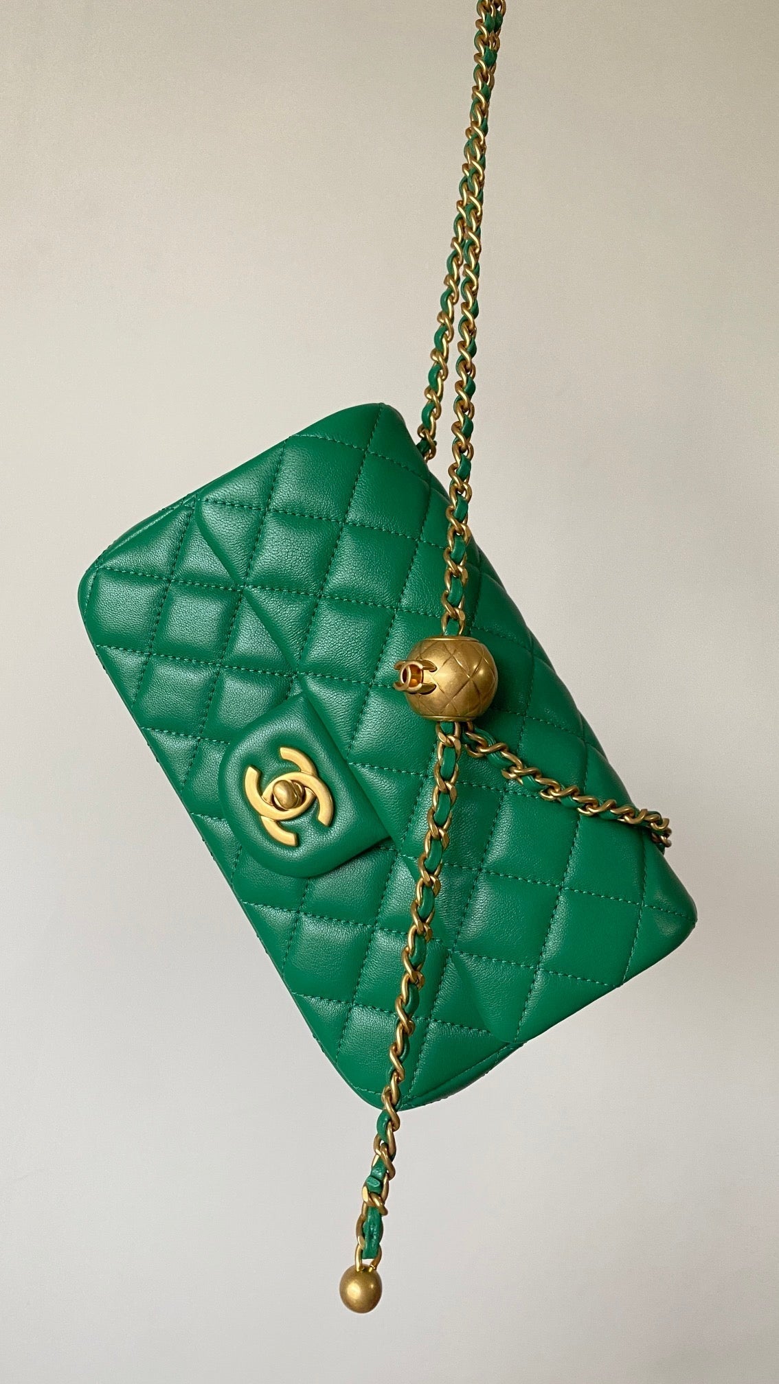 C*C 25 classic flap bag ball calfskin