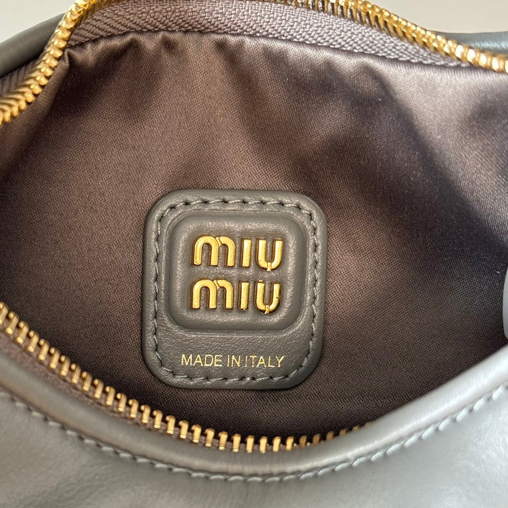 M*u*M*u Wander Crescent Bag Leather