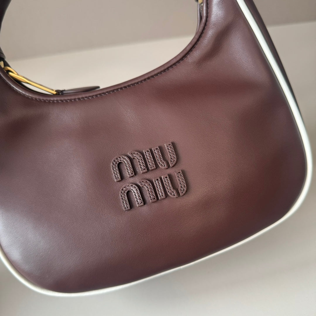 M*u*M*u Wander Crescent Bag Leather