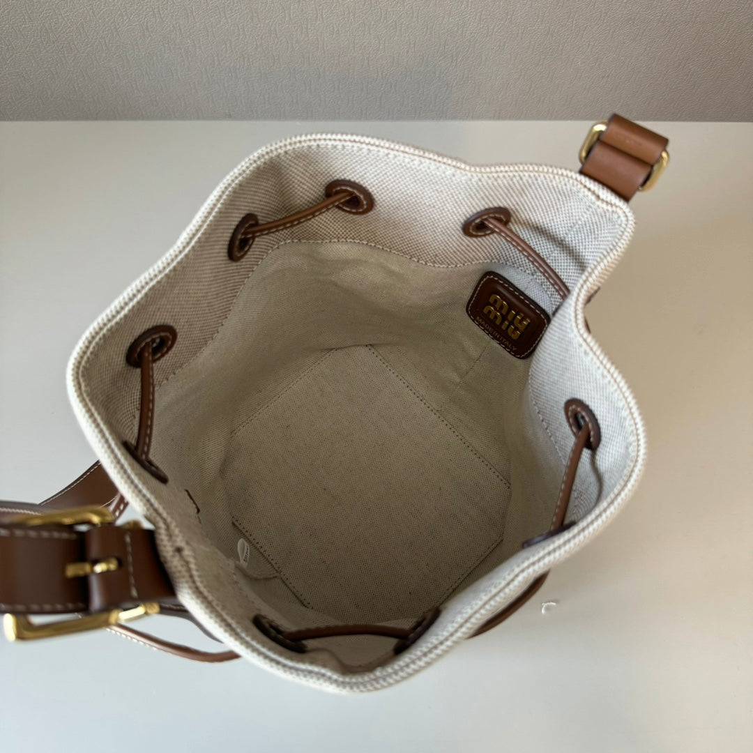M*u*M*u bucket bag 22.5cm white brown denim