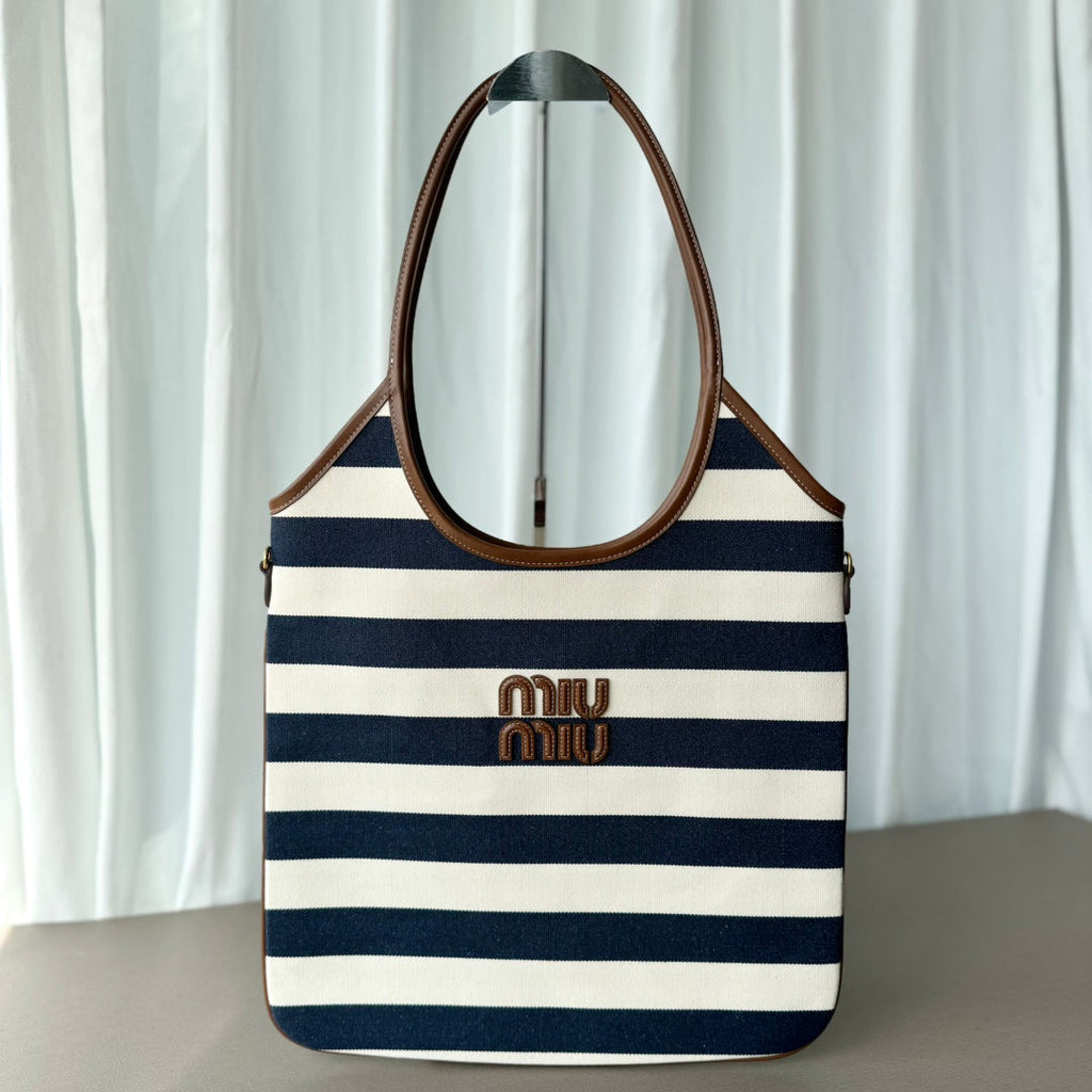 M*u*M*u Isetan tote hobo bag striped canvas
