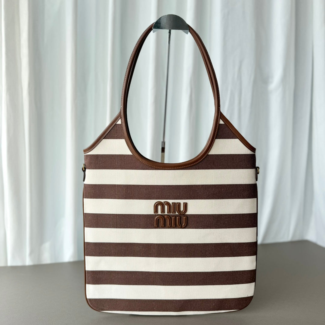 M*u*M*u Isetan tote hobo bag striped canvas