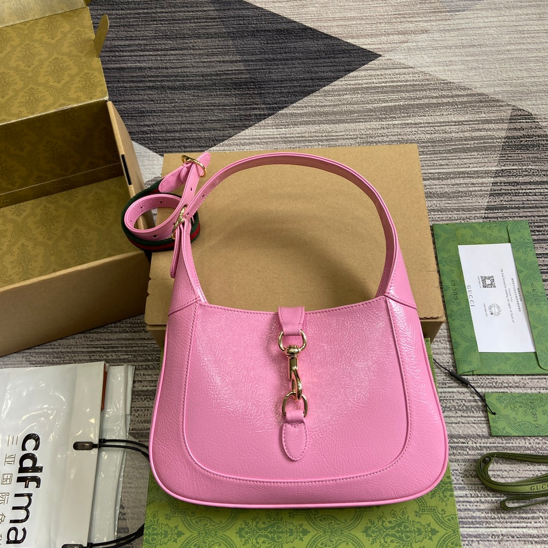 JACKIE SHOULDER BAG CRACKED LACQUER CALFSKIN GOLD HARDWARE