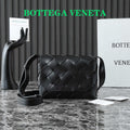 B*V 25S DIAGO SHOULDER BAG 25.5 IN BLACK COWHIDE