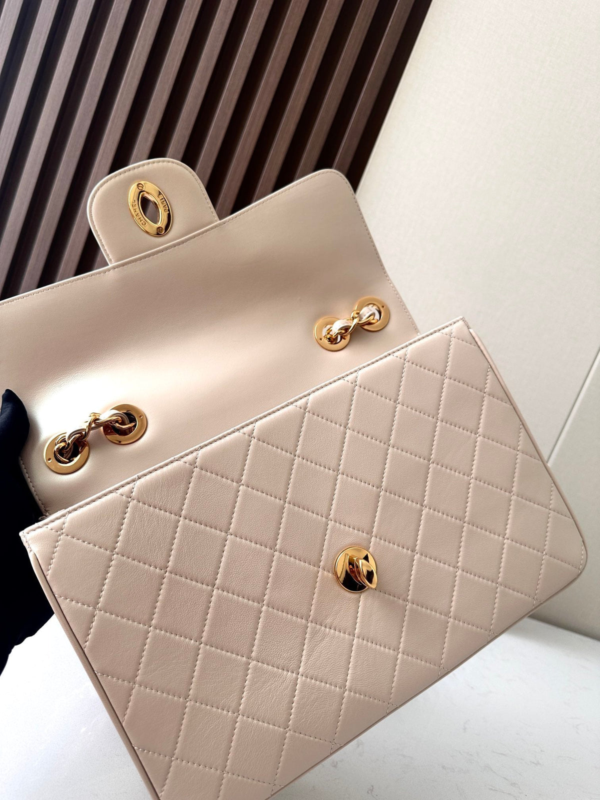 C*C 2025 Flap Bag  30cm Apricot Gold Lambskin