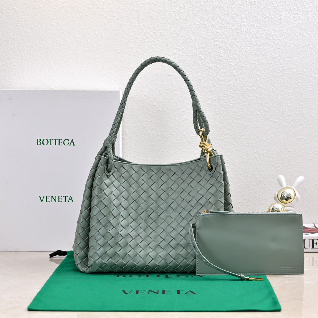 B*V 26s Parachute Bag Intrecciato Leather
