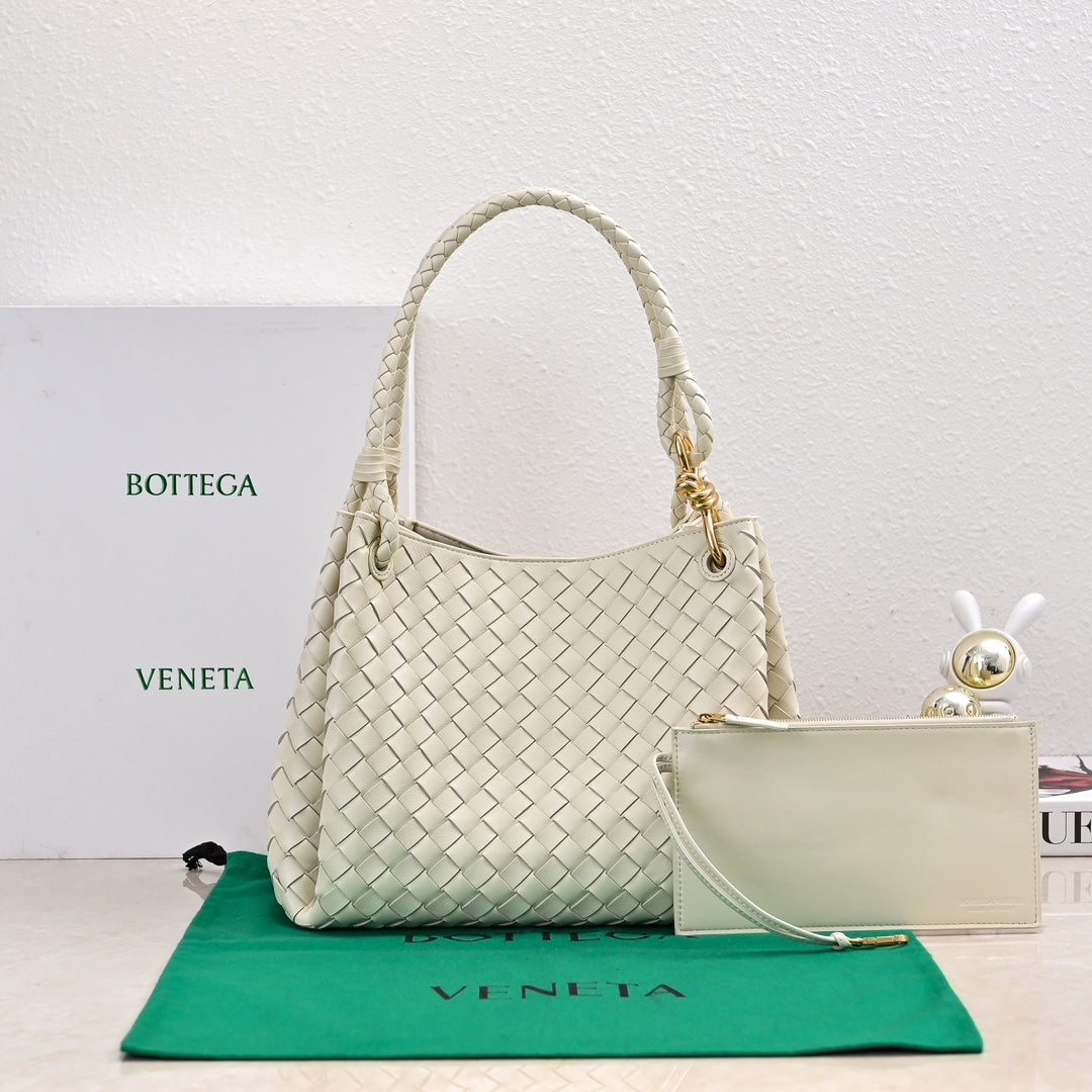 B*V 26s Parachute Bag Intrecciato Leather