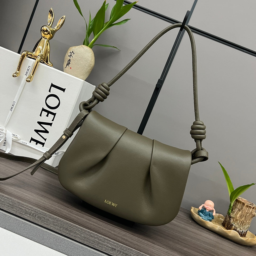 L*ew Paseo Shoulder Bag Cowhide
