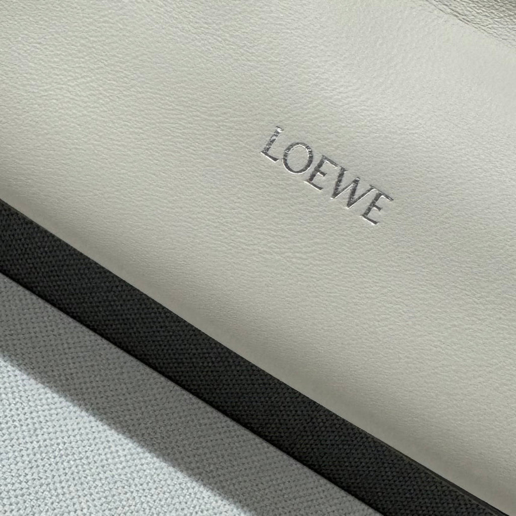 L*ewe Flamenco Purse Lambskin Shw