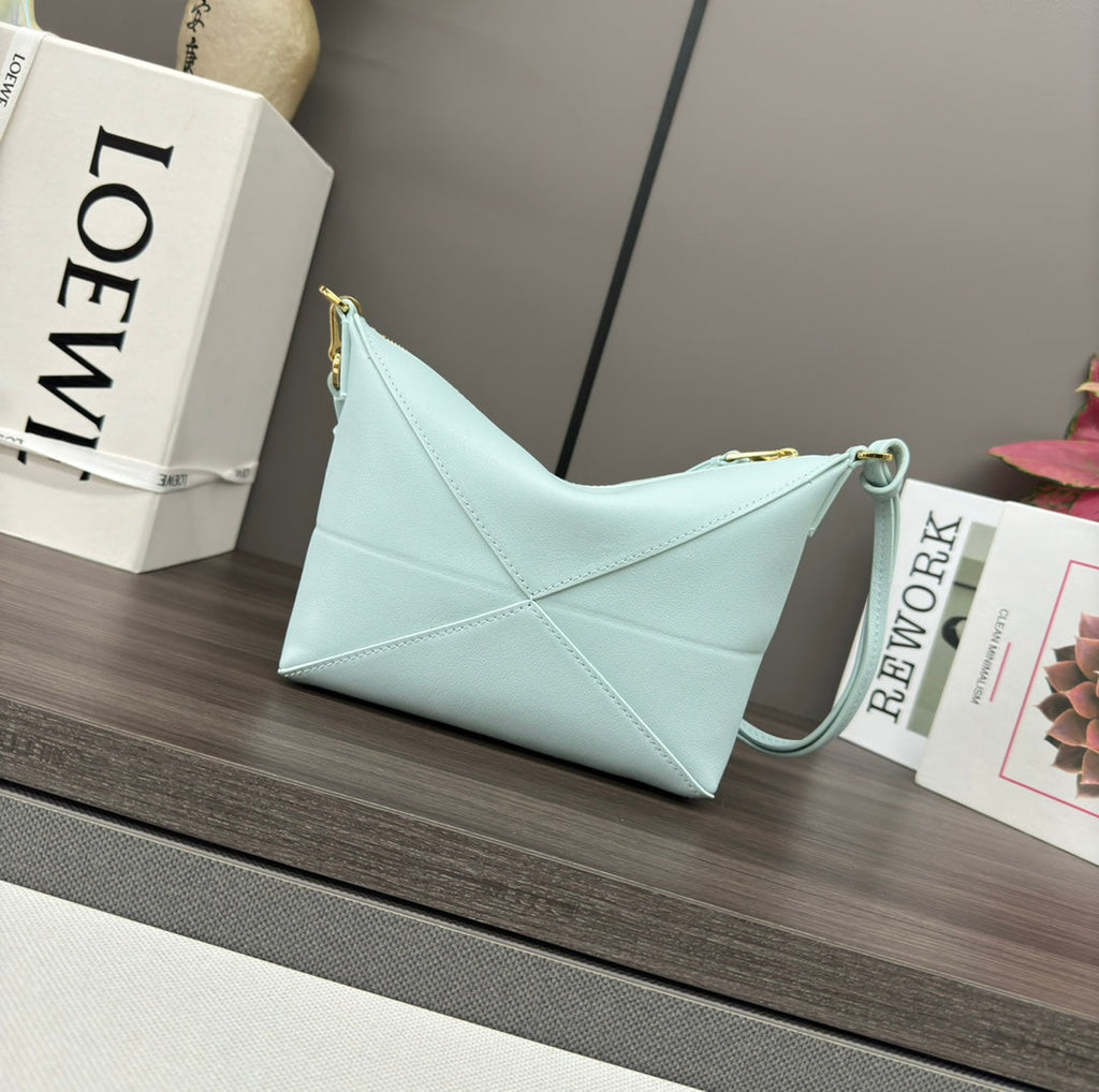 L*E MINI 23 FUZZLE FOLD POUCH IN LIGHT BLUE CALFSKIN