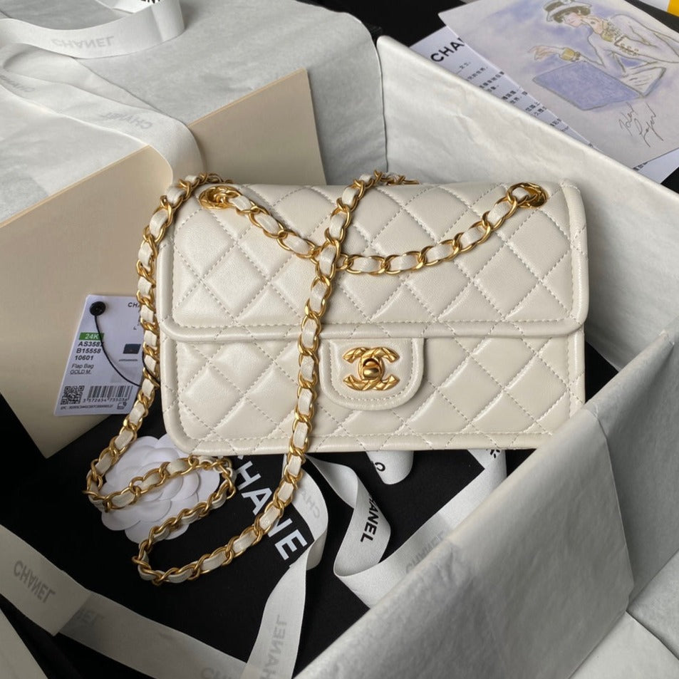 24S FLAP BAG CALFSKIN GOLD HARDWARE