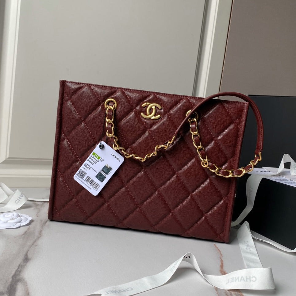 24A SHOPPING BAG CAVIAR GOLD HARDWARE