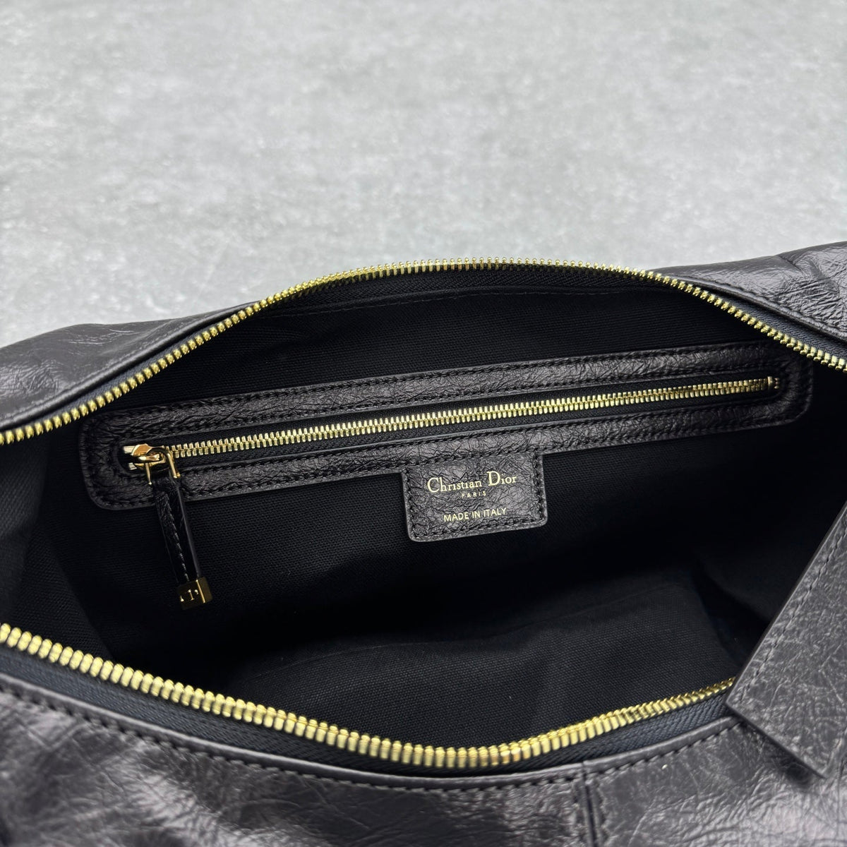 D*or 2025 Grand Tour Multipocket Bag 52cm Black Calfskin