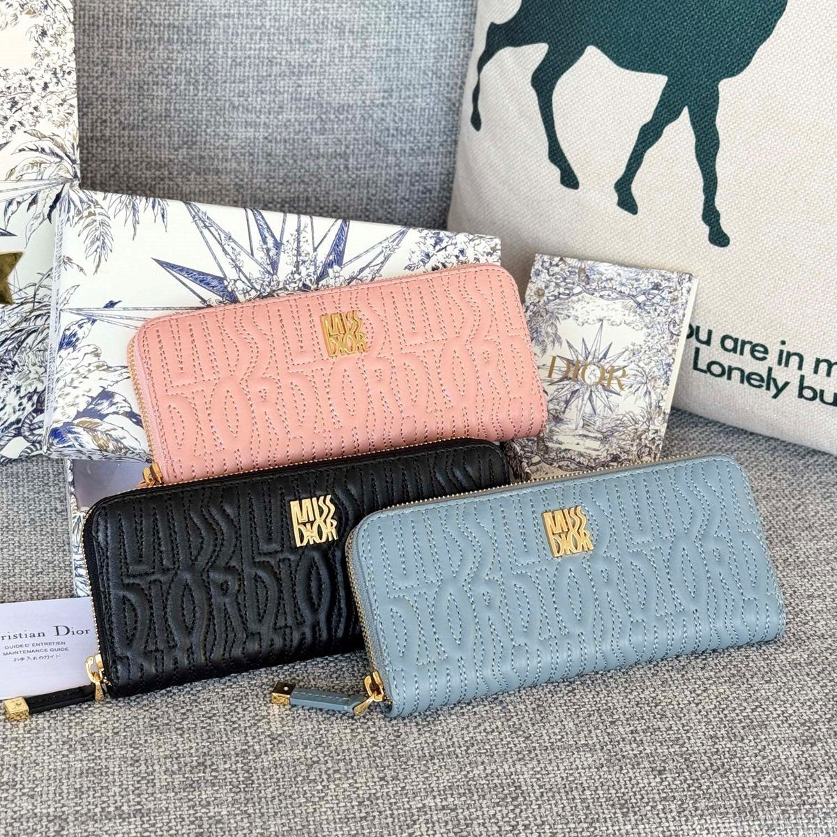 C*D Miss D*or Freesia Zipper Wallet Lambskin GHW