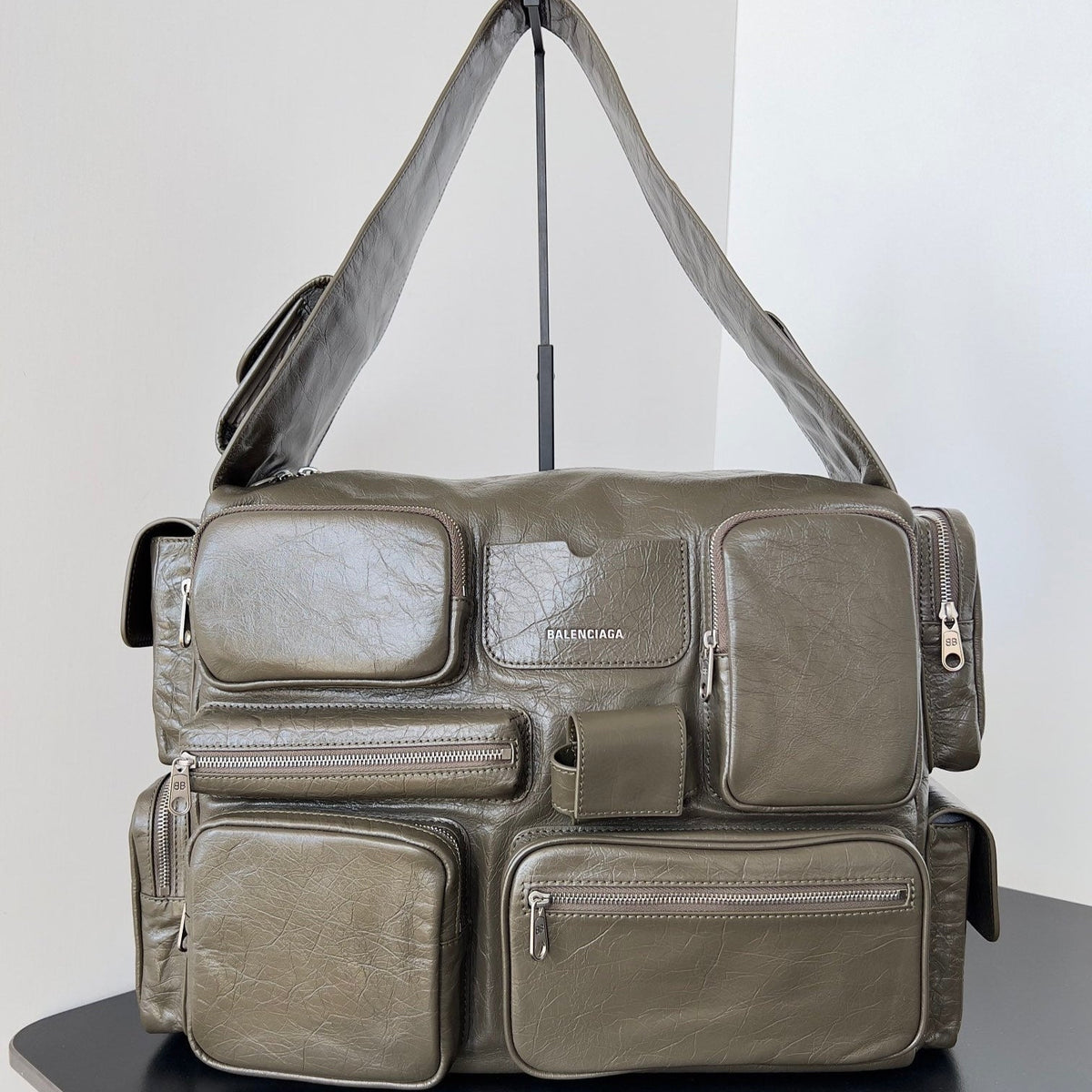 SUPERBUSY SLING BAG LAMBSKIN