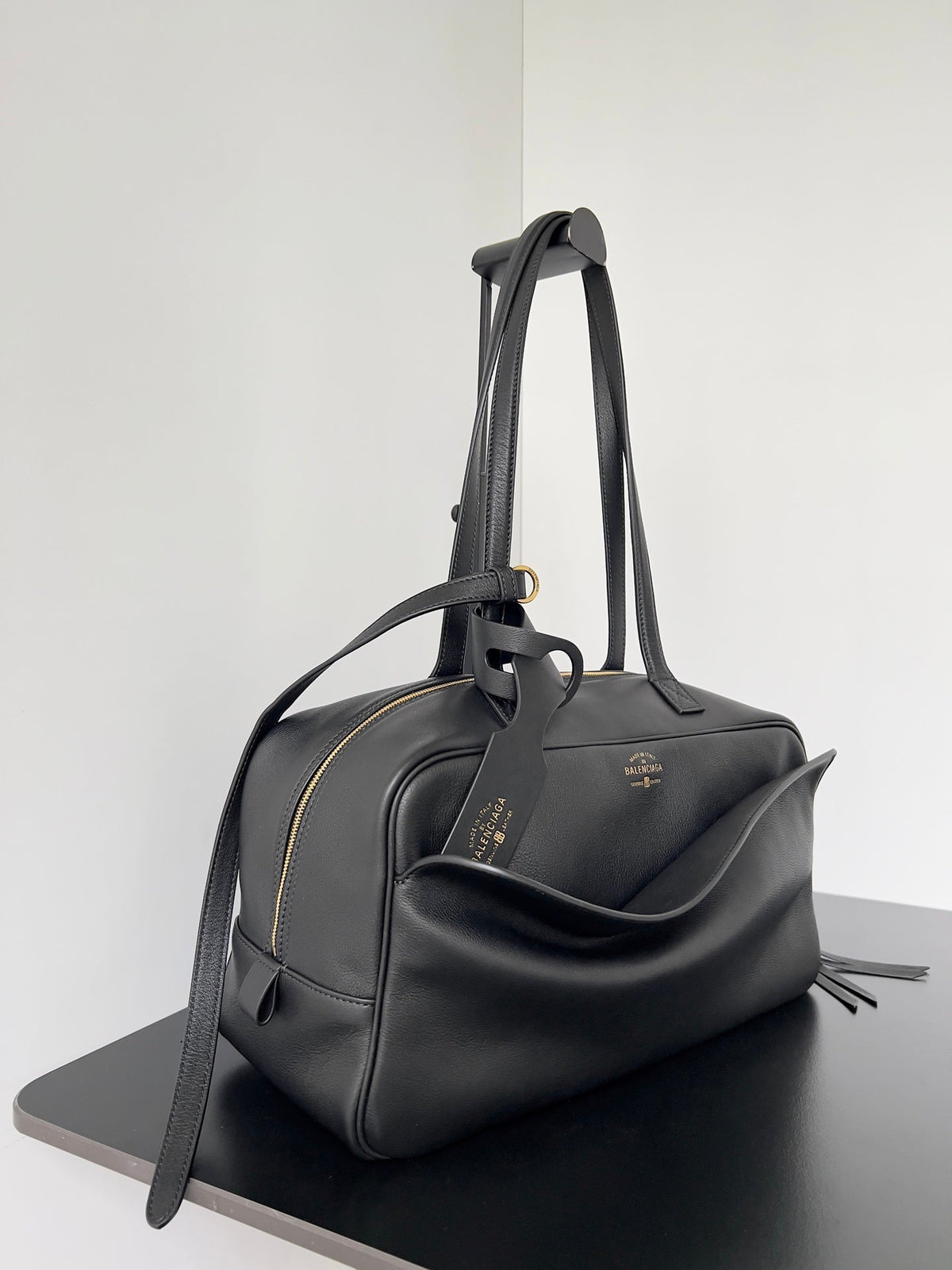 B*lenciaga Carrie Bowling Ball Bag Lambskin