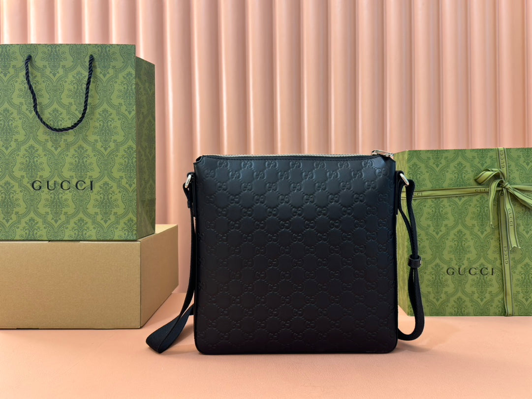 G*cci Signature Messenger Bag Black Cowhide