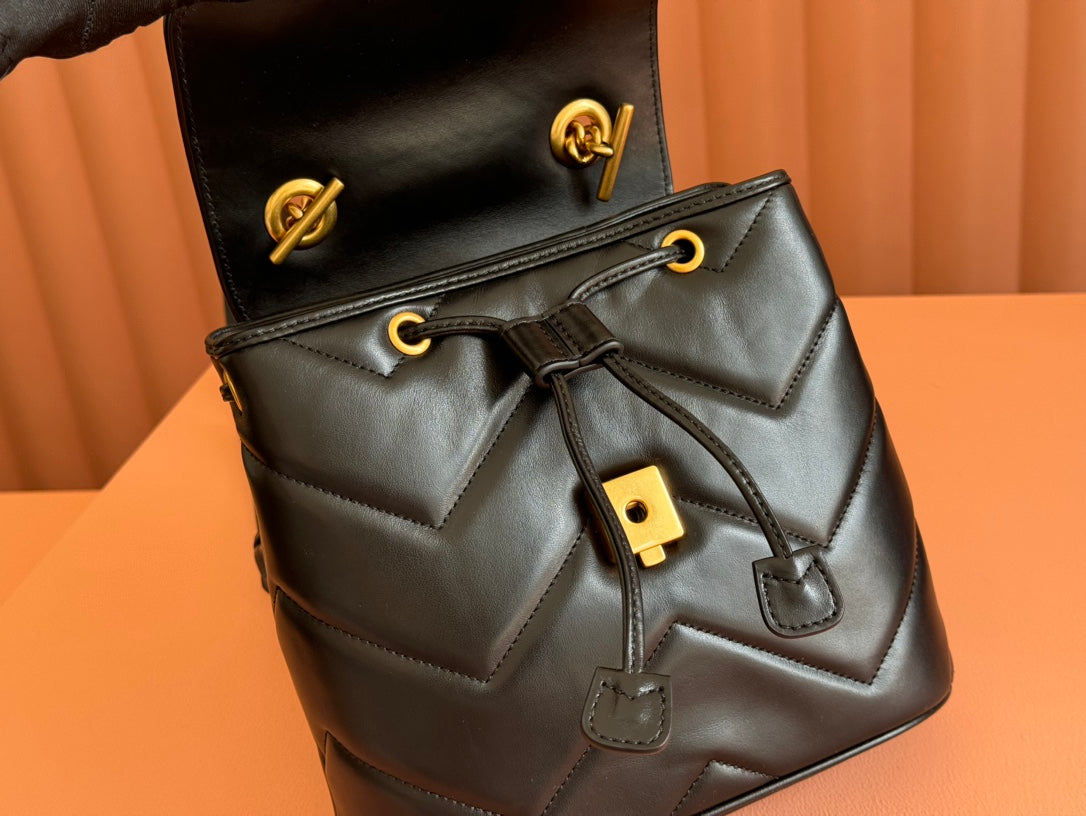 G*cci G*G Marmont Backpack Black Leather