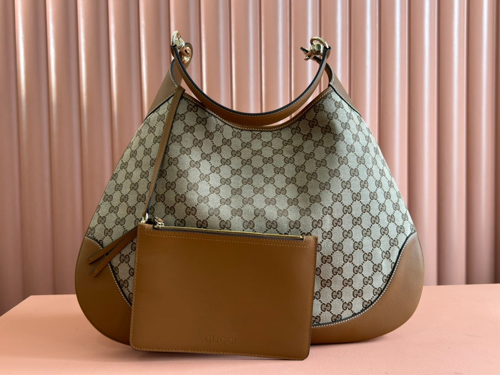 BODY MEDIUM SHOULDER BAD 49 IN BEIGE MONOGRAM CANVAS AND BROWN CALFSKIN GOLD HARDWARE