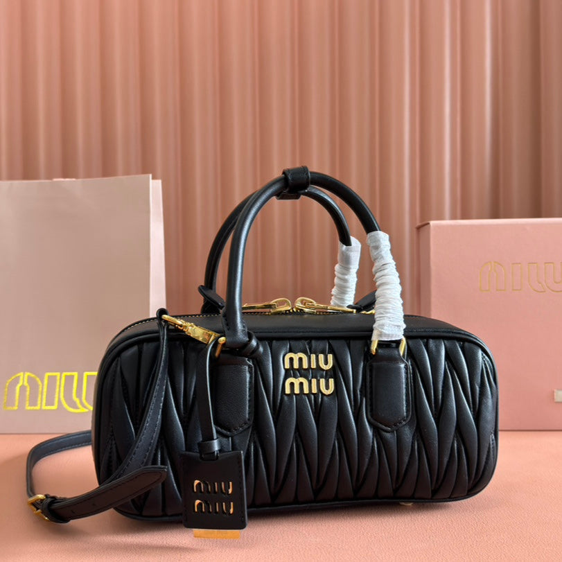 ARCADIE MATELASSÉ BAG CALFSKIN GOLD HARDWARE