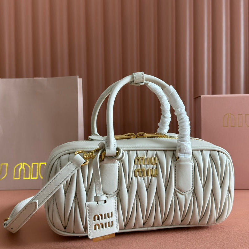 ARCADIE MATELASSÉ BAG CALFSKIN GOLD HARDWARE
