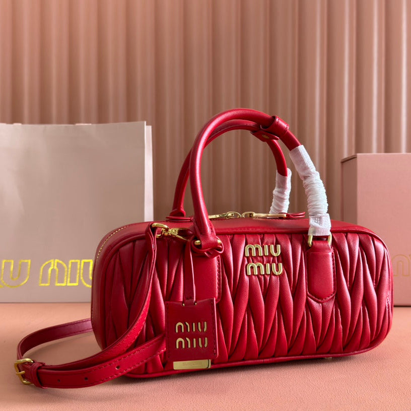 ARCADIE MATELASSÉ BAG CALFSKIN GOLD HARDWARE