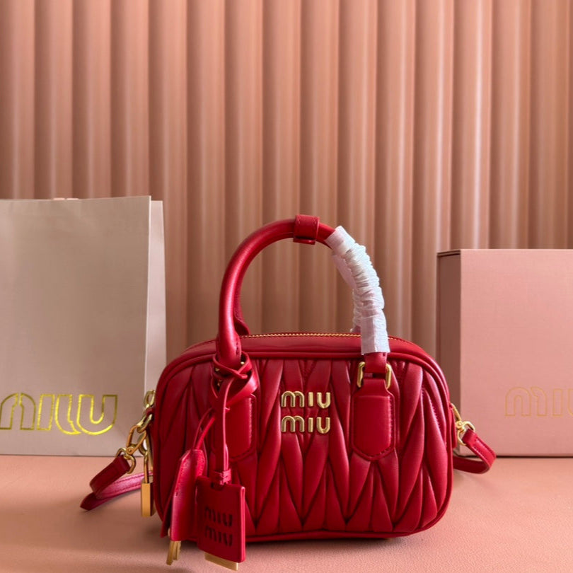 ARCADIE MATELASSÉ BAG CALFSKIN GOLD HARDWARE