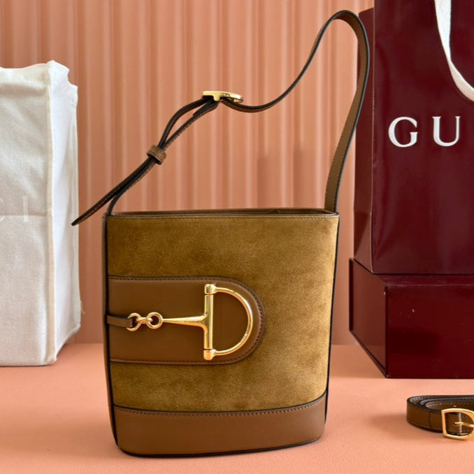 G*cci 73 Bucket Bag Suede Leather