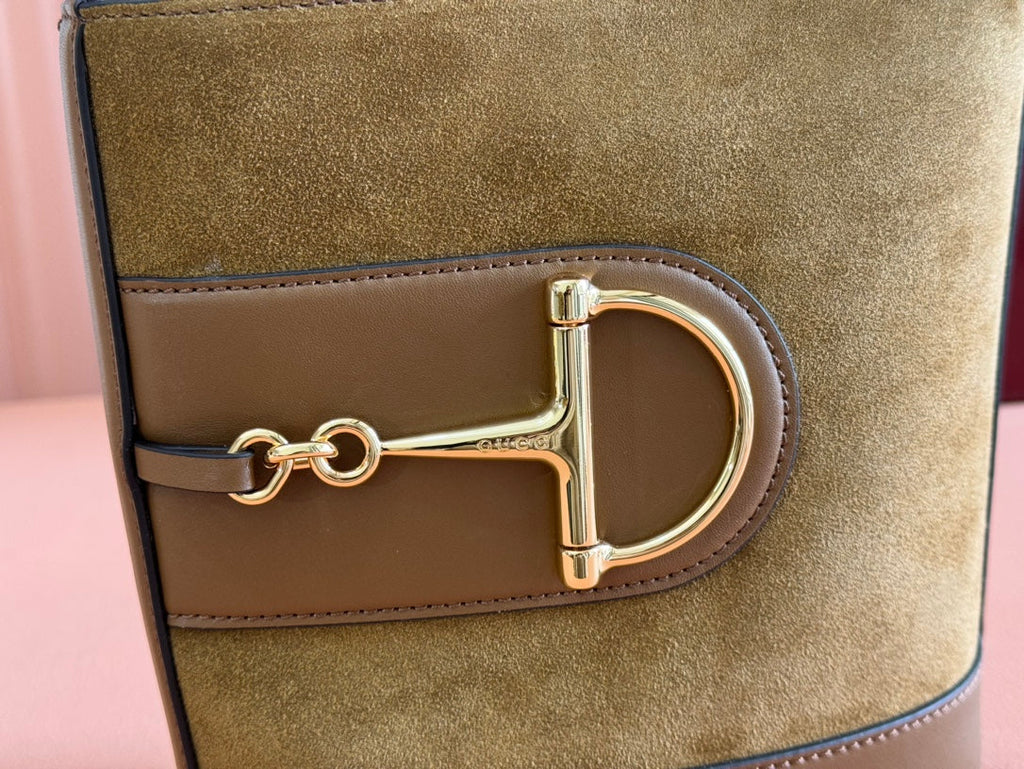 G*cci 73 Bucket Bag Suede Leather