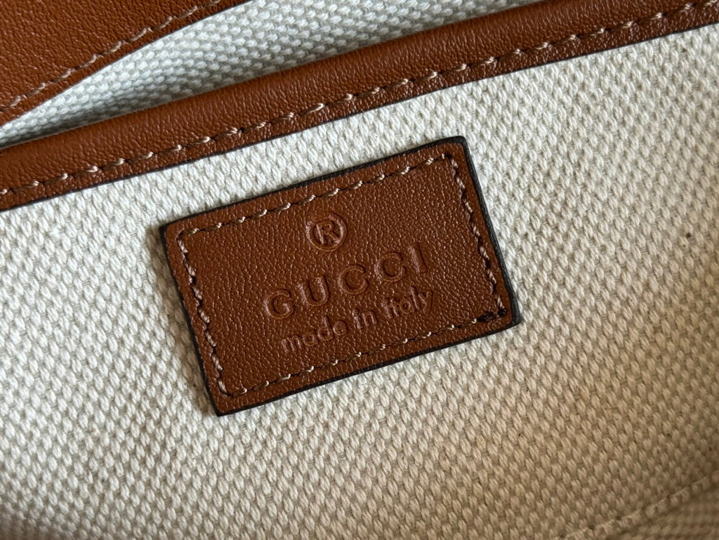 G*cci Horsebit 1995 Bag Calfskin