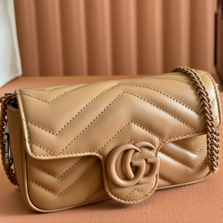 G*cci G*G Marmont Bag All Calfskin