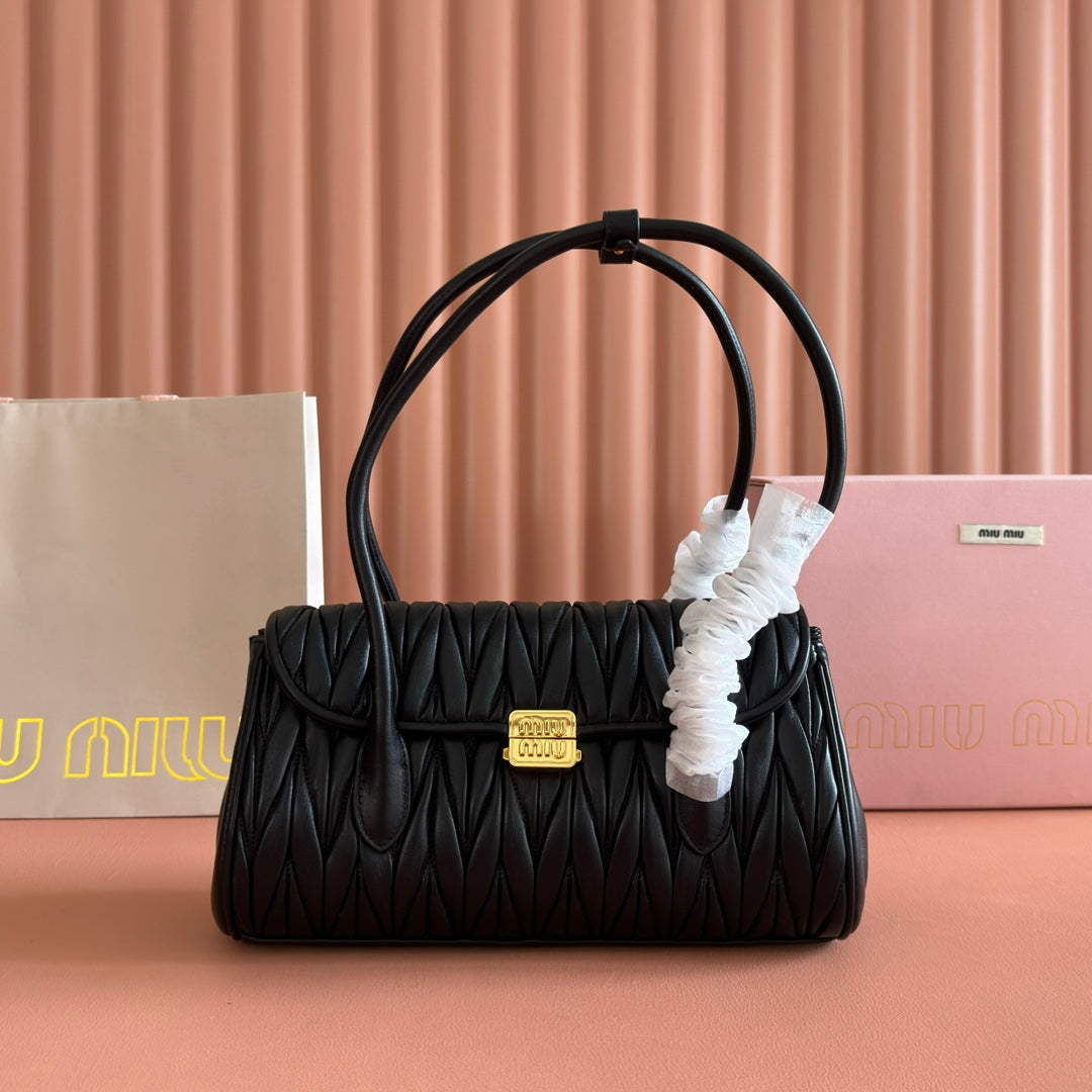 M*u 5bd265 Matelassé Shoulder Bag Lambskin