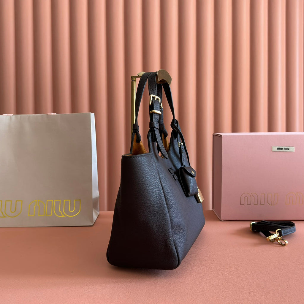 M*u 25ss Leather Bucket Bag Grain Leather