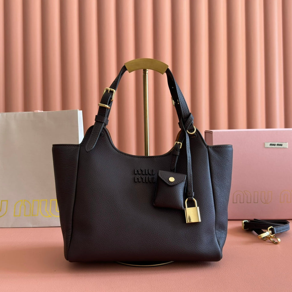M*u 25ss Leather Bucket Bag Grain Leather