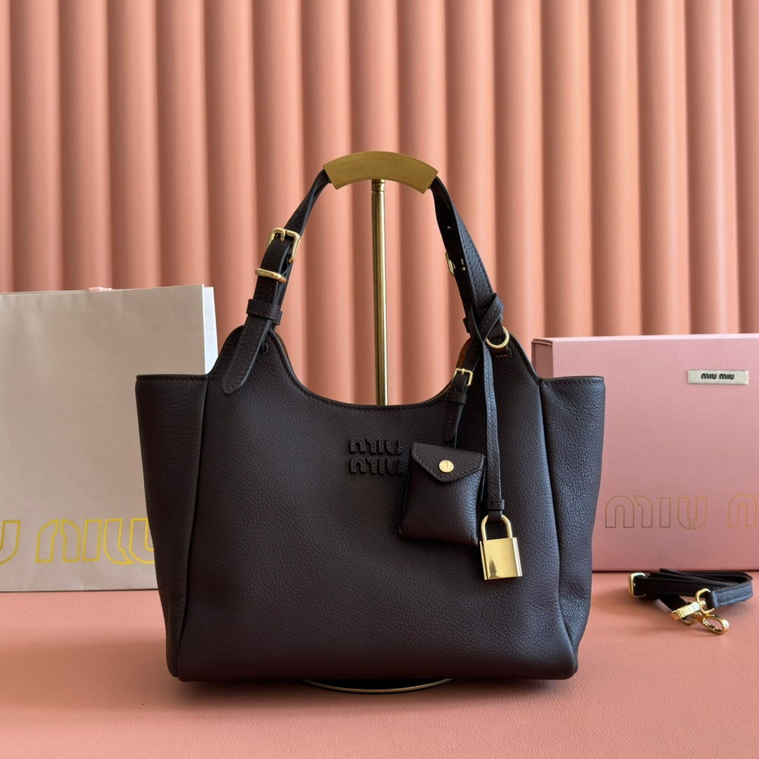 M*u 25ss Leather Bucket Bag Grain Leather