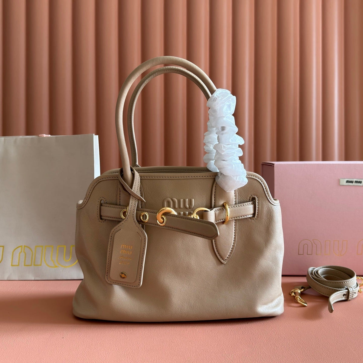 M*u Aventure Shoulder Bag Nappa Leather
