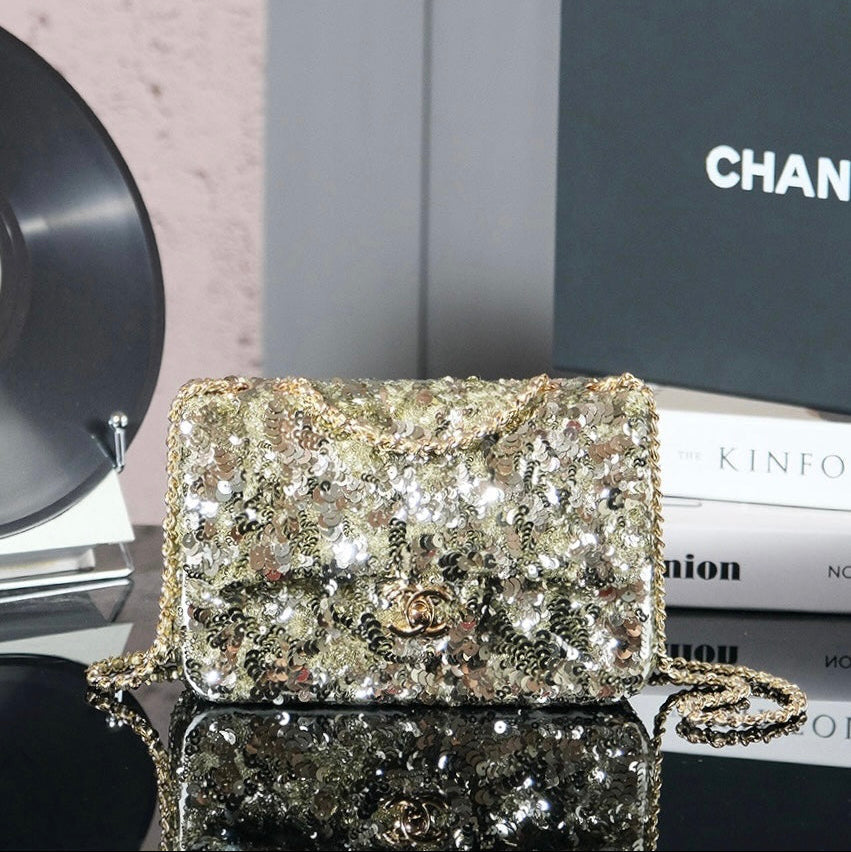 25C Flap Bag Dense Sequin Calfskin