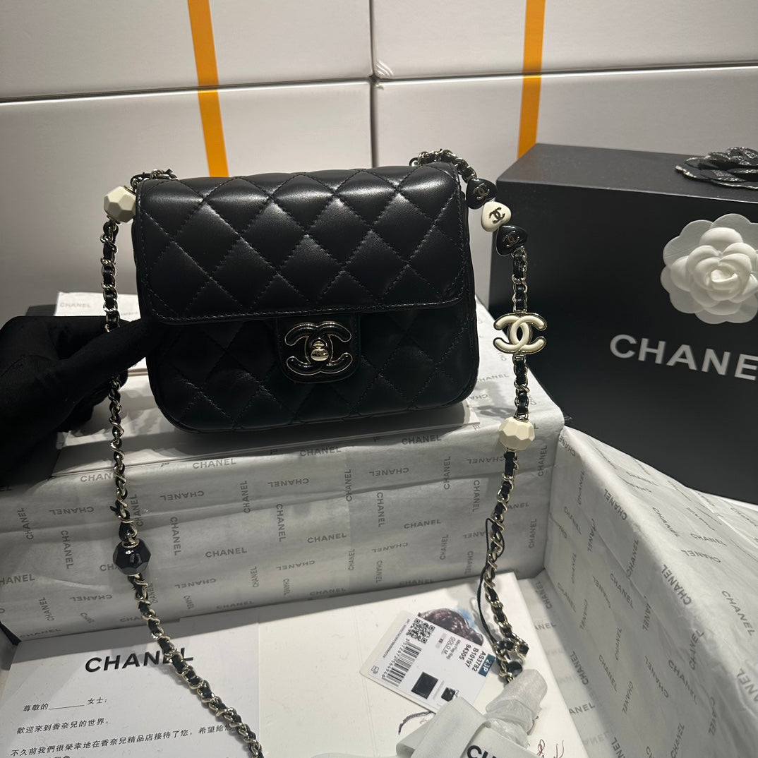 23P Flap Bag Calfskin Siver Hardware