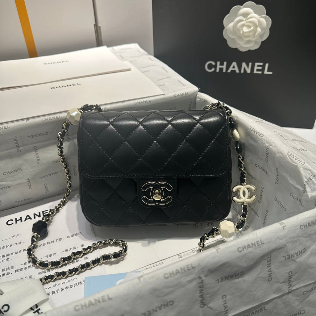 23P Flap Bag Calfskin Siver Hardware